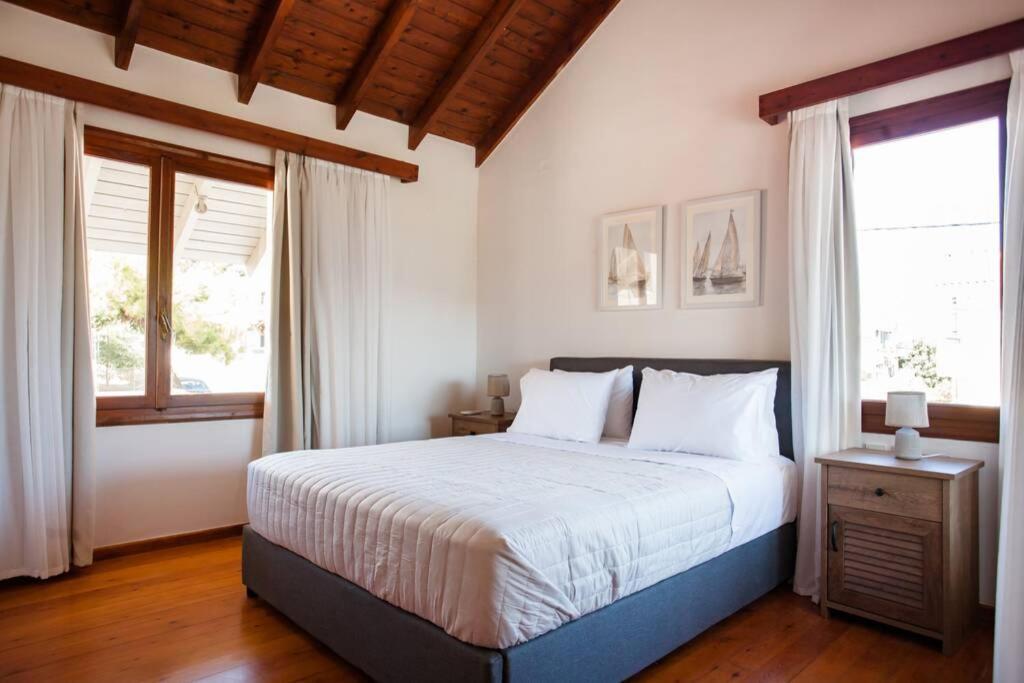 Chania Living Stories Villa With Piano ภายนอก รูปภาพ